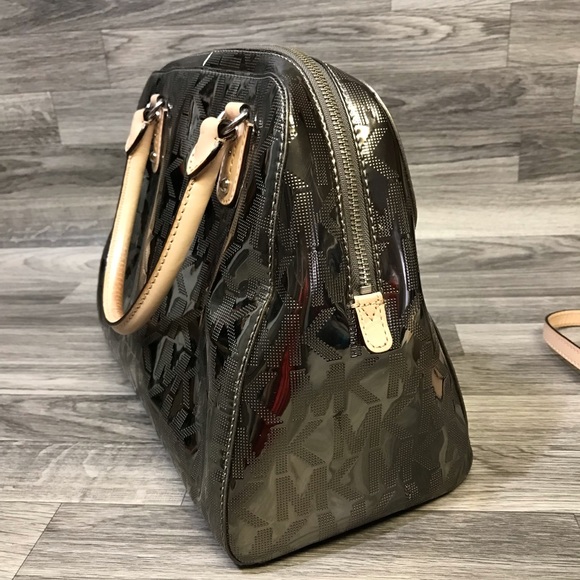 Michael Michael Kors Metallic Bag - Picture 2 of 11